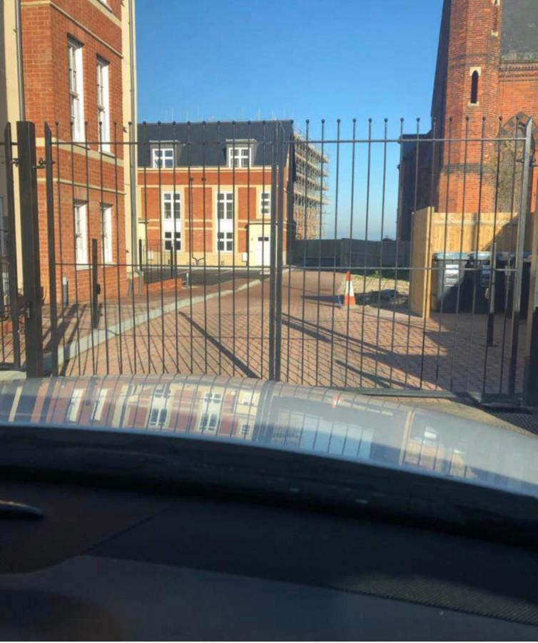 The Penthouse Margate, Balconies, Sea View, Gated Parking, Air Con! Exterior foto